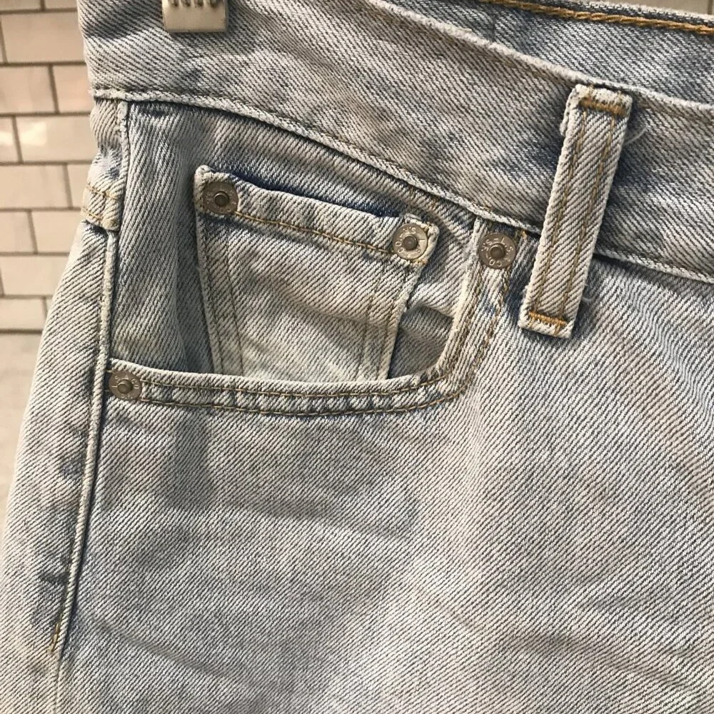 Levis Denim Shorts Womens 26 Blue Jean Cuffed Coastal Cowgirl Light Wash Western